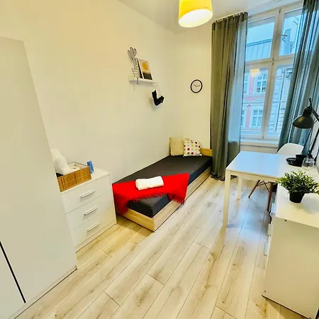 Pokoje Przy Centrum Katovice Exteriér fotografie