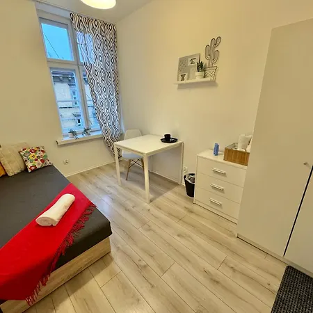 Pokoje Przy Centrum Katovice Exteriér fotografie